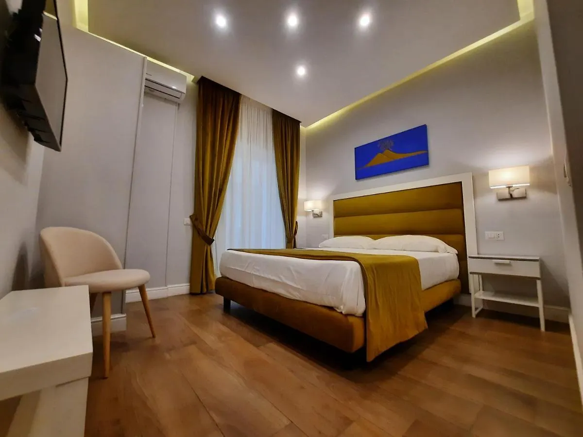 Gea Suite Neapel 3*,  Italien